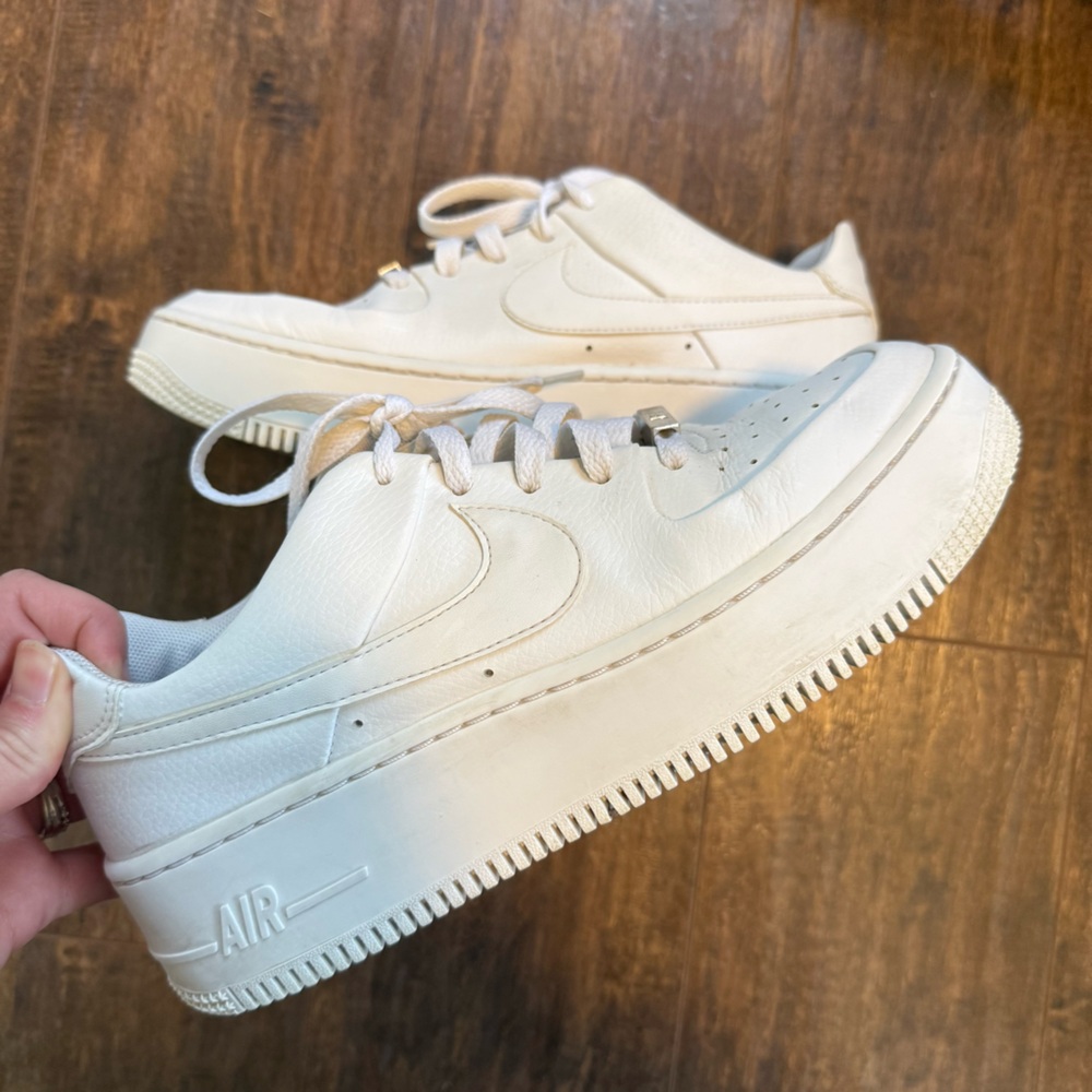 Nike Air Force 1 White platform